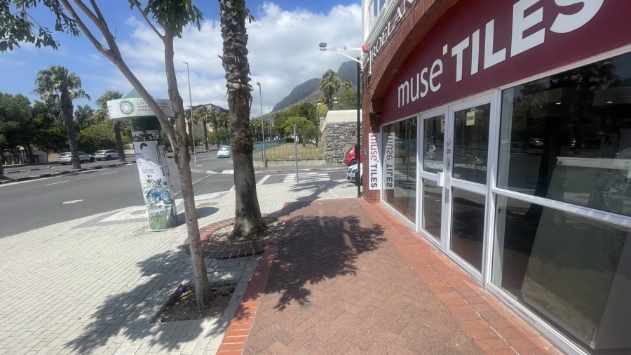 To Let commercial Property for Rent in Gardens Western Cape